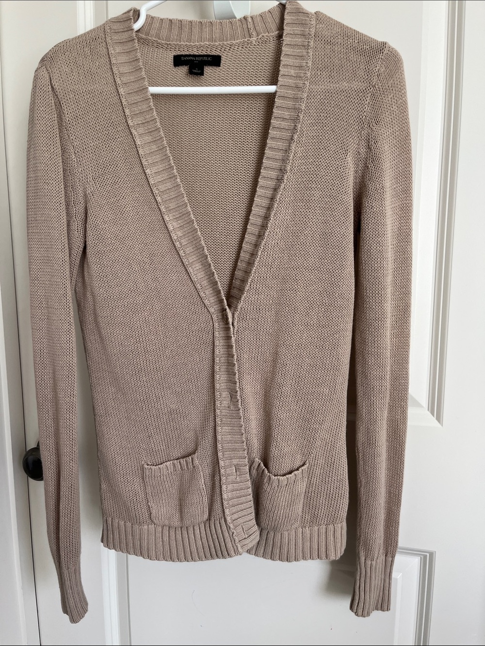 Banana Republic Women's Beige Knit Cardigan